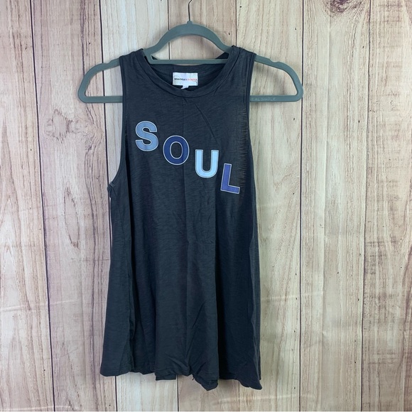 soulcycle Tops - Soulcycle X Sundry Tank Size‎ Medium
Back seam has been cut as seen in pictures.